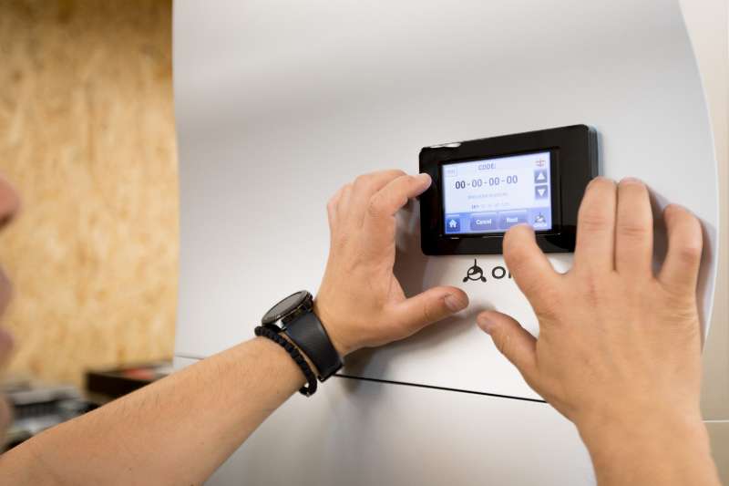 Upravljanje s toplotno črpalko